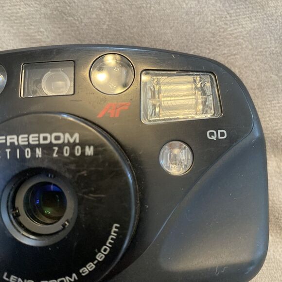 Minolta Freedom Action Zoom Point & Shoot Camera 38-60mm Untested - Picture 5 of 14
